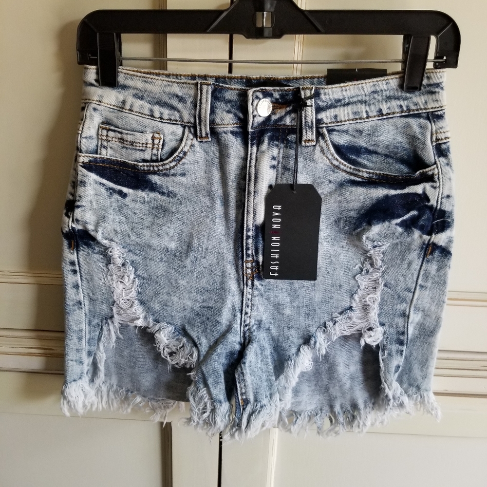 NWT- Fashion Nova Jean Shorts